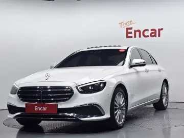 2022 Mercedes-Benz E-Класс с пробегом 11 055 км
