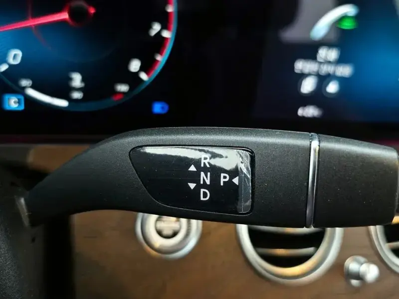 2022 Mercedes-Benz E-Класс с пробегом 11 055 км