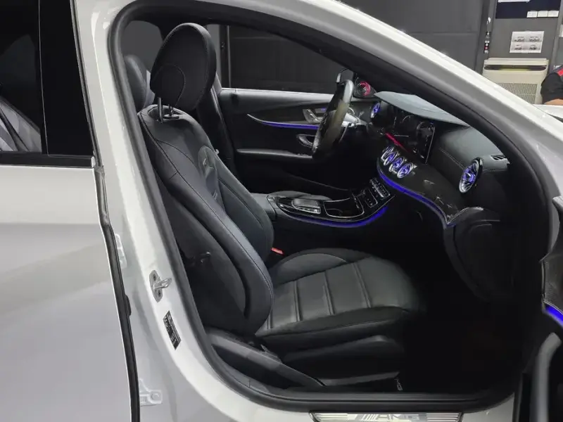 2022 Mercedes-Benz E-Класс с пробегом 89 021 км