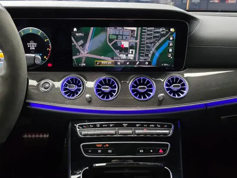 2022 Mercedes-Benz E-Класс с пробегом 89 021 км