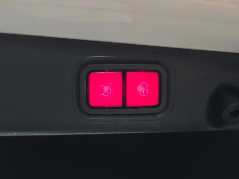 2022 Mercedes-Benz E-Класс с пробегом 89 021 км