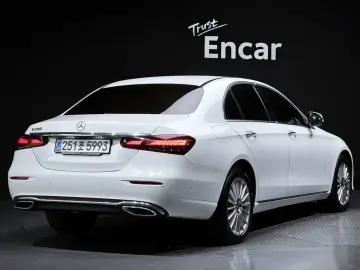 2023 Mercedes-Benz E-Класс с пробегом 24 803 км