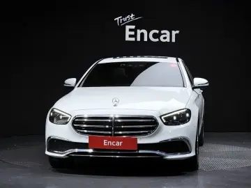 2023 Mercedes-Benz E-Класс с пробегом 24 803 км