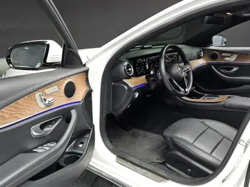 2023 Mercedes-Benz E-Класс с пробегом 24 803 км