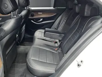 2023 Mercedes-Benz E-Класс с пробегом 24 803 км