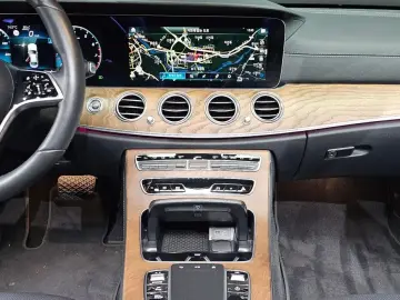 2023 Mercedes-Benz E-Класс с пробегом 24 803 км