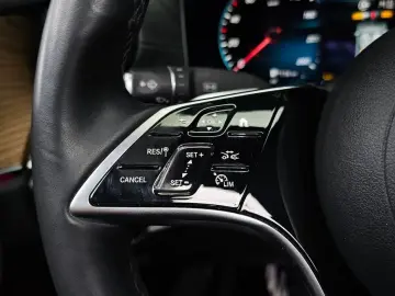 2023 Mercedes-Benz E-Класс с пробегом 24 803 км