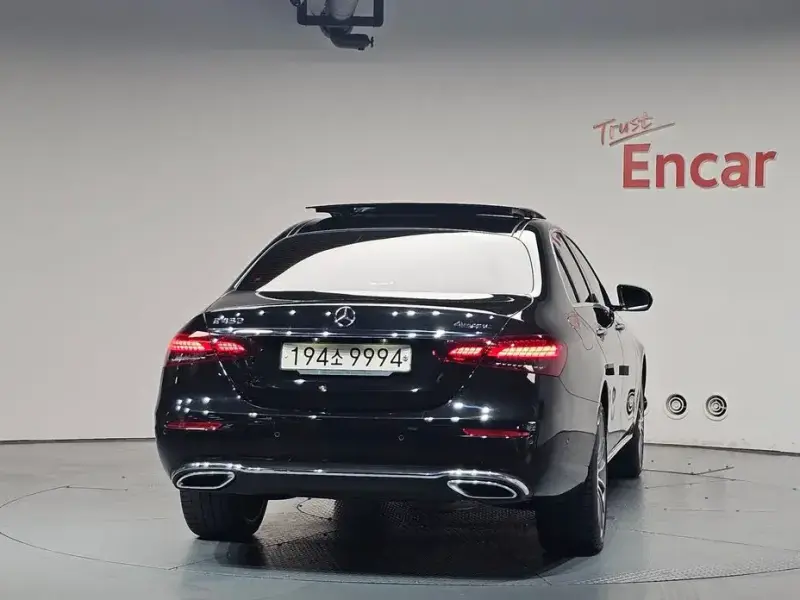2023 Mercedes-Benz E-Класс с пробегом 40 040 км