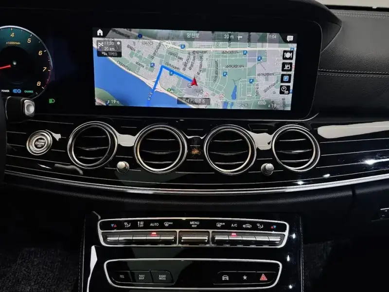 2023 Mercedes-Benz E-Класс с пробегом 40 040 км