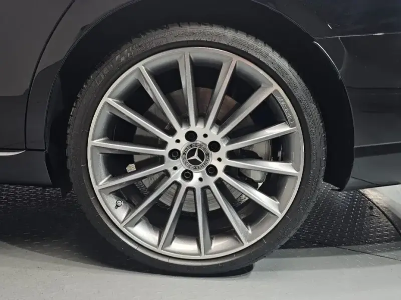 2023 Mercedes-Benz E-Класс с пробегом 40 040 км