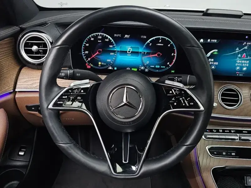 2023 Mercedes-Benz E-Класс с пробегом 112 161 км