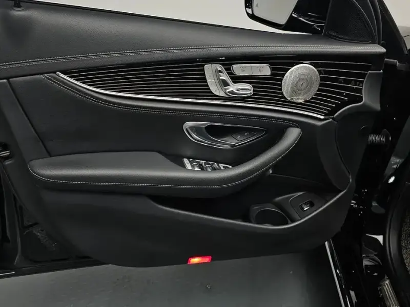 2023 Mercedes-Benz E-Класс с пробегом 40 040 км