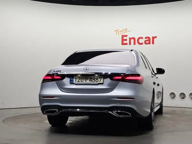 2023 Mercedes-Benz E-Класс с пробегом 36 197 км