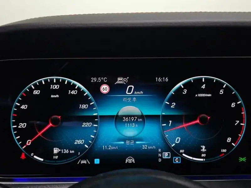 2023 Mercedes-Benz E-Класс с пробегом 36 197 км