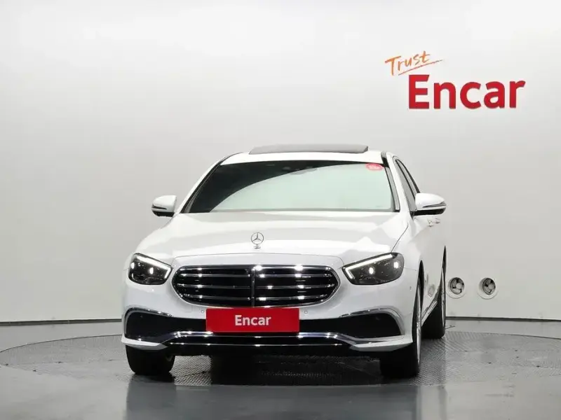 2023 Mercedes-Benz E-Класс с пробегом 26 889 км