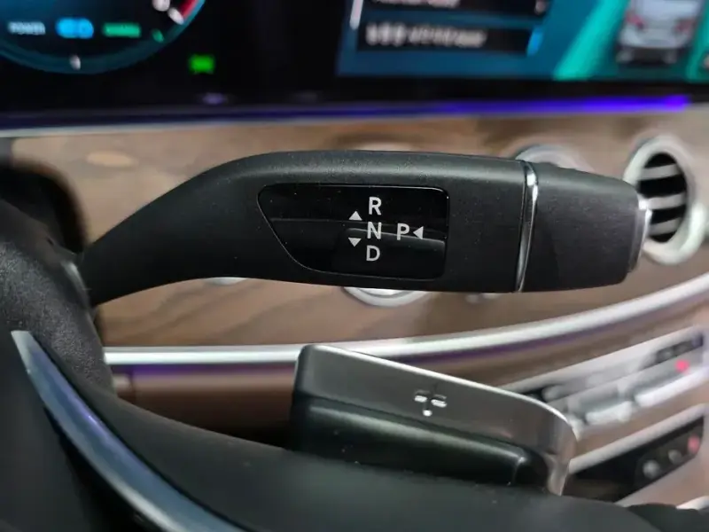 2023 Mercedes-Benz E-Класс с пробегом 26 889 км
