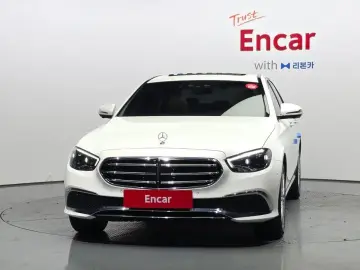 2022 Mercedes-Benz E-Класс с пробегом 24 547 км