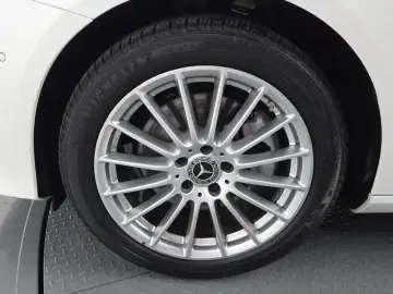 2022 Mercedes-Benz E-Класс с пробегом 24 547 км
