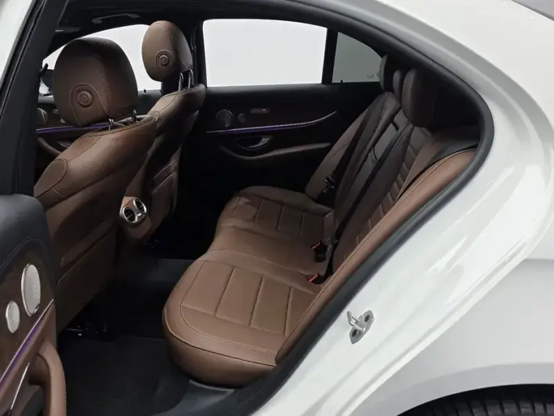 2023 Mercedes-Benz E-Класс с пробегом 26 889 км