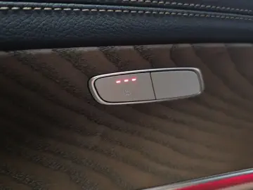2022 Mercedes-Benz E-Класс с пробегом 24 547 км