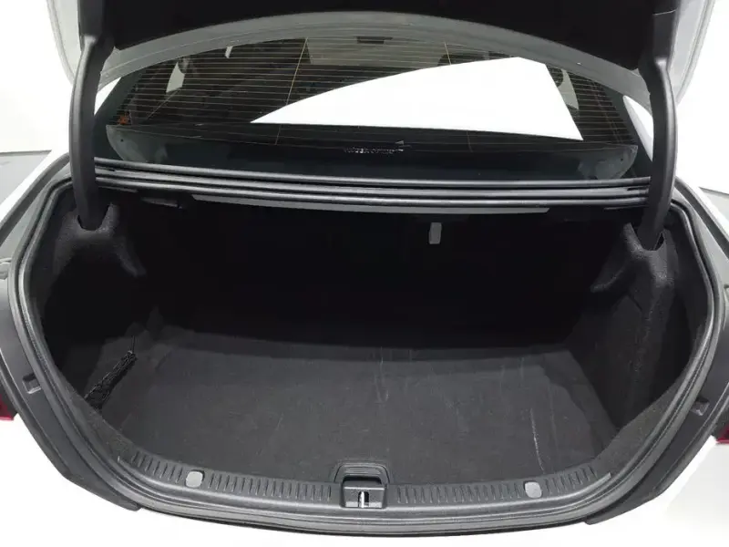 2022 Mercedes-Benz E-Класс с пробегом 24 547 км