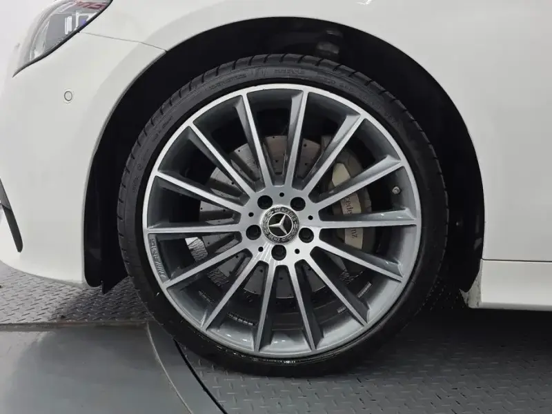 2022 Mercedes-Benz E-Класс с пробегом 29 755 км