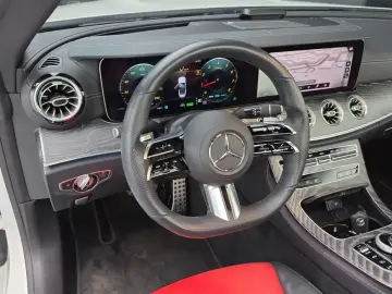 2022 Mercedes-Benz E-Класс с пробегом 29 755 км