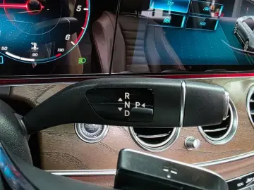 2022 Mercedes-Benz E-Класс с пробегом 85 667 км
