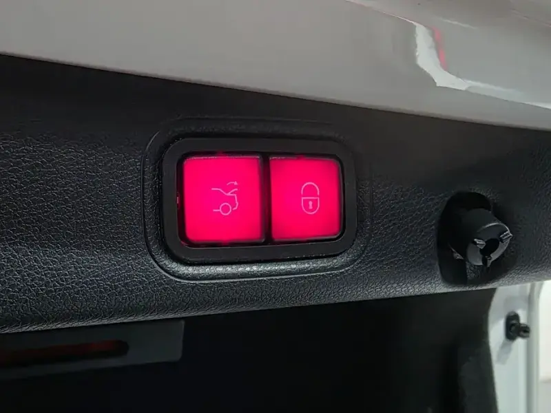 2022 Mercedes-Benz E-Класс с пробегом 85 667 км