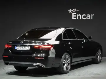 2022 Mercedes-Benz E-Класс с пробегом 48 949 км