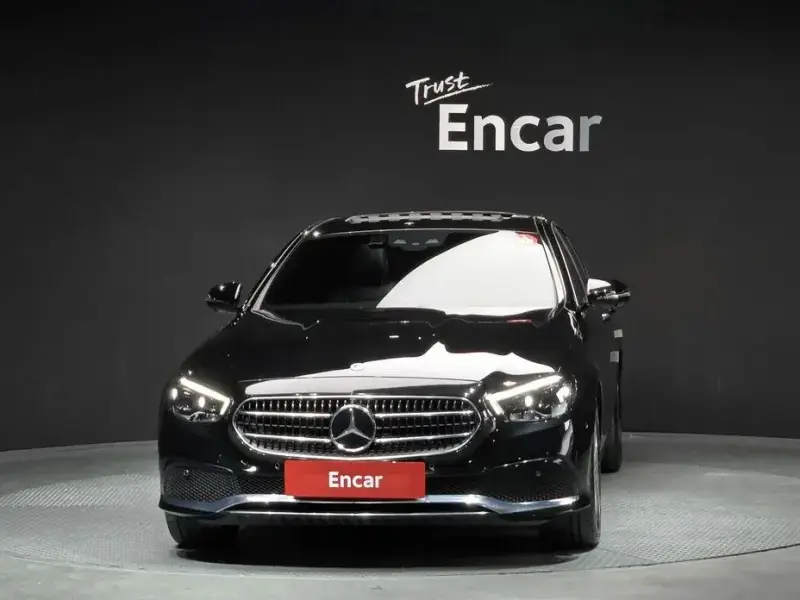 2022 Mercedes-Benz E-Класс с пробегом 48 949 км