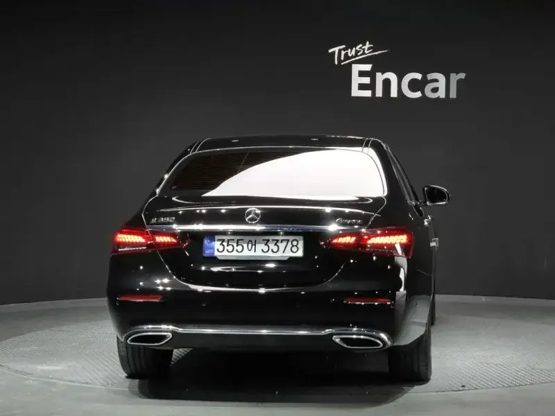2022 Mercedes-Benz E-Класс с пробегом 48 949 км