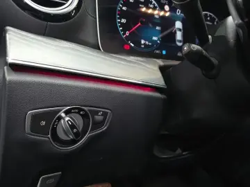 2022 Mercedes-Benz E-Класс с пробегом 48 949 км