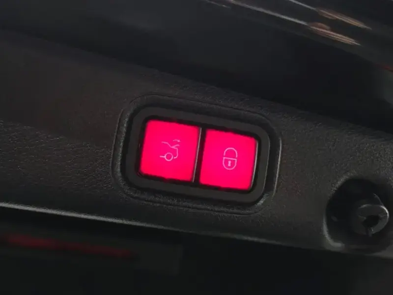 2022 Mercedes-Benz E-Класс с пробегом 48 949 км