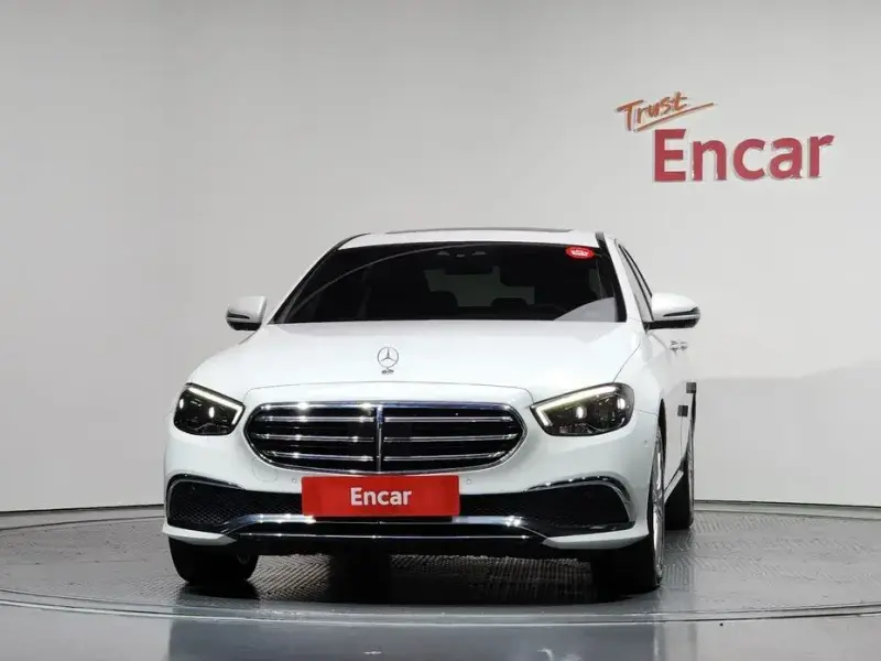 2022 Mercedes-Benz E-Класс с пробегом 111 485 км