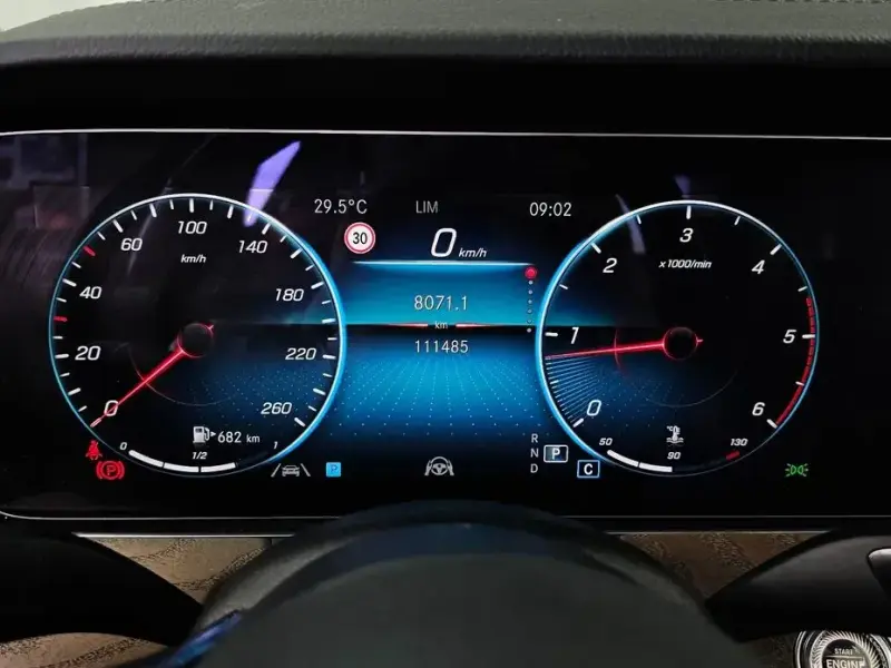 2022 Mercedes-Benz E-Класс с пробегом 111 485 км