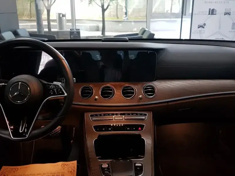 2022 Mercedes-Benz E-Класс с пробегом 68 087 км