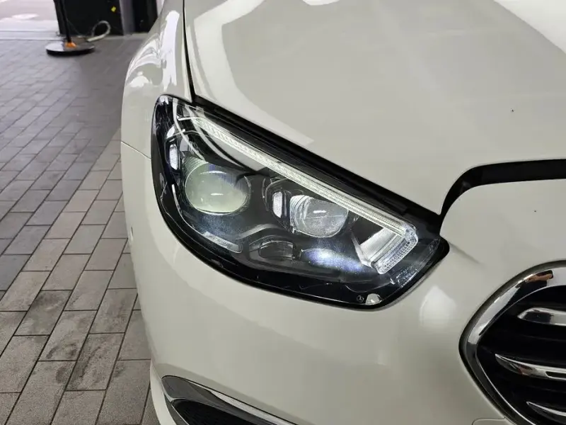 2022 Mercedes-Benz E-Класс с пробегом 111 485 км
