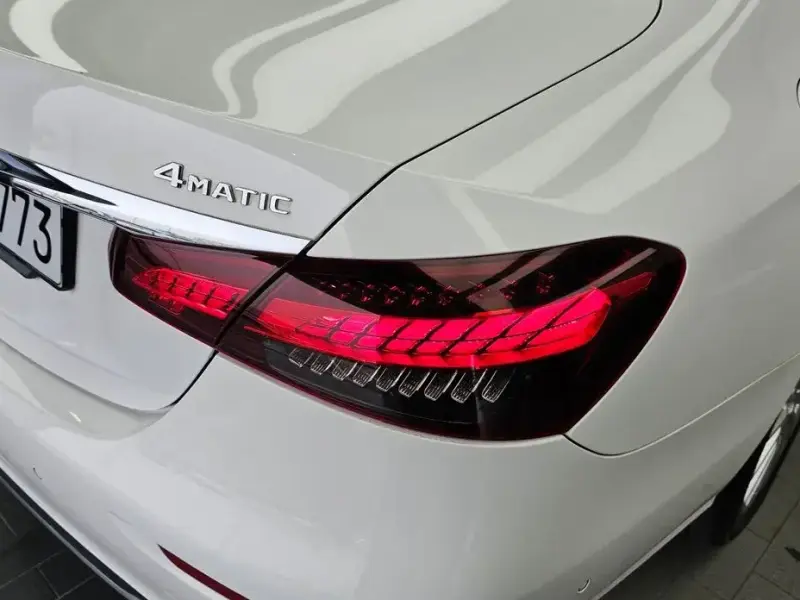 2022 Mercedes-Benz E-Класс с пробегом 111 485 км