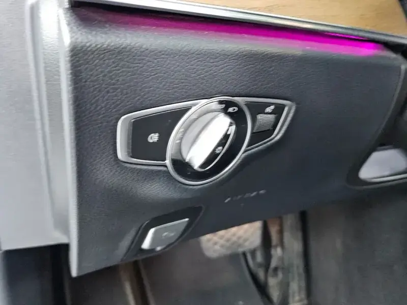 2022 Mercedes-Benz E-Класс с пробегом 111 485 км