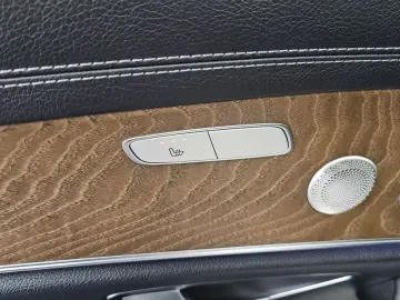 2022 Mercedes-Benz E-Класс с пробегом 111 485 км