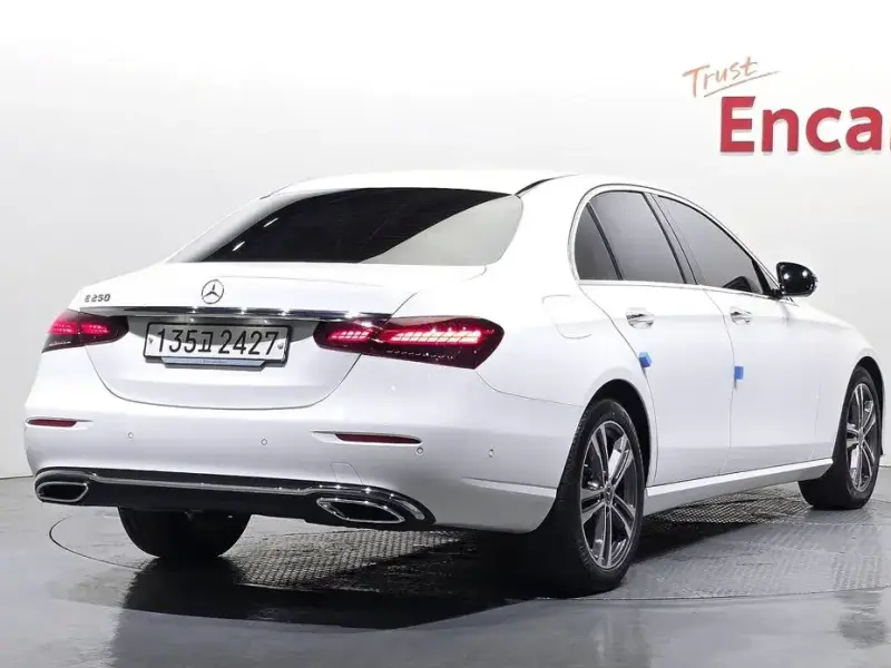 2023 Mercedes-Benz E-Класс с пробегом 34 469 км