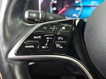 2022 Mercedes-Benz E-Класс с пробегом 111 485 км
