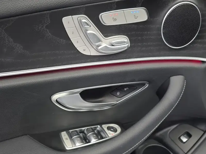 2023 Mercedes-Benz E-Класс с пробегом 34 469 км