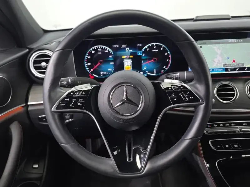 2023 Mercedes-Benz E-Класс с пробегом 34 469 км
