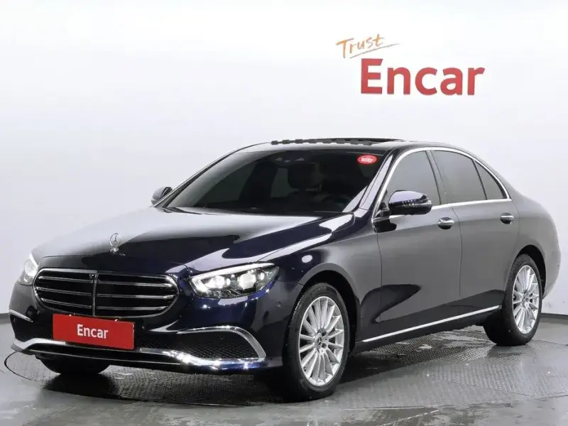 2022 Mercedes-Benz E-Класс с пробегом 52 975 км