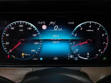 2022 Mercedes-Benz E-Класс с пробегом 52 975 км