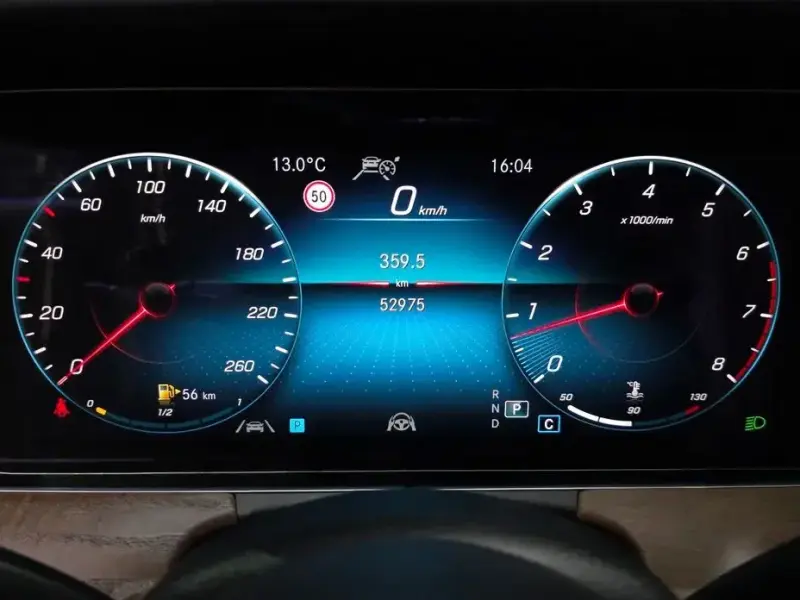 2022 Mercedes-Benz E-Класс с пробегом 52 975 км