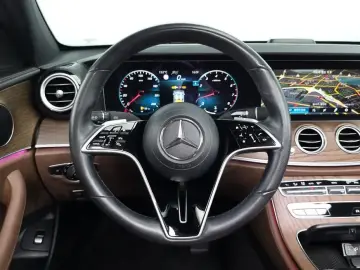 2022 Mercedes-Benz E-Класс с пробегом 52 975 км