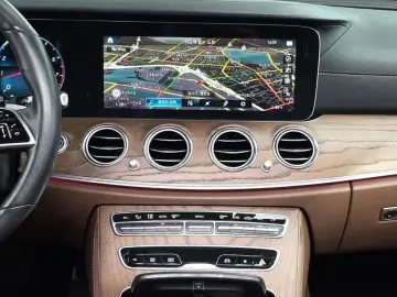 2022 Mercedes-Benz E-Класс с пробегом 52 975 км